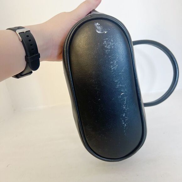 Vintage Liz Claiborne Black Leather Shoulder Bag Purse - Picture 3 of 8